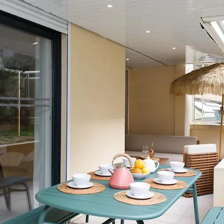 Cote Croisette Luxe - 2bdr 2 Bthr 2 Toilets -terrace, Ac, Parking & Lift Apartmán Cannes